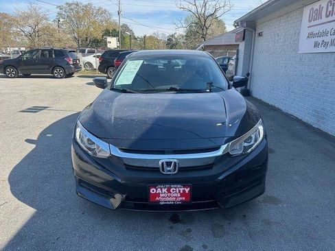 Used 2018 Honda Civic LX image 3