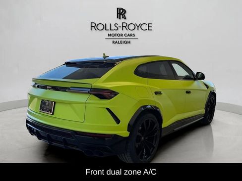 Used 2022 Lamborghini Urus image 5
