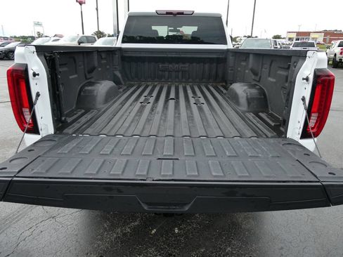 Certified 2023 GMC Sierra 3500 SLT w/ Gooseneck/5TH Wheel Package AWD/4WD image 12