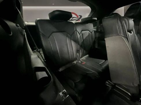 Used 2019 Audi Q7 3.0T Prestige w/ Prestige Package AWD/4WD image 22