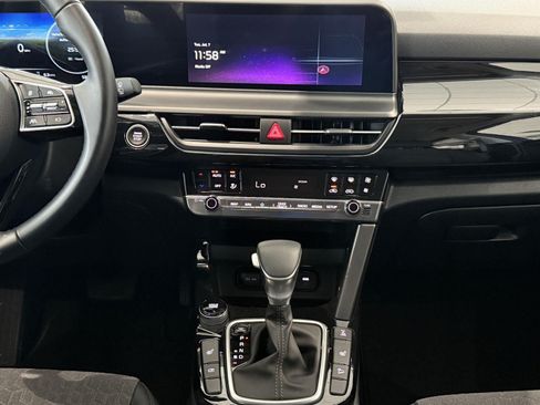 Used 2025 Kia Seltos X-Line AWD/4WD image 32
