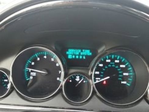 Used 2017 Buick Enclave Leather image 13