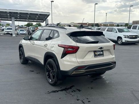 New 2026 Chevrolet Trax ACTIV w/ Sunroof Package FWD image 22