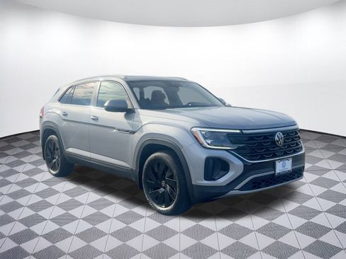 New 2026 Volkswagen Atlas Cross Sport SE AWD/4WD image 7