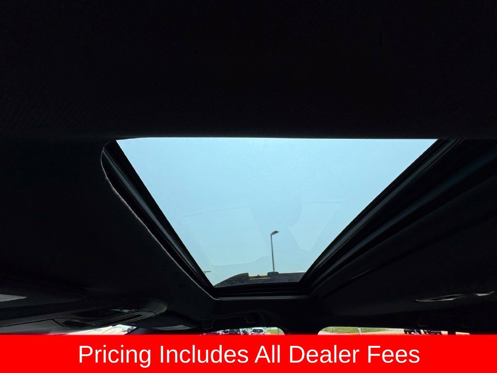 Used 2025 Subaru Outback Wilderness AWD/4WD image 27