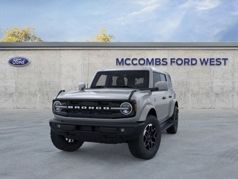 New 2026 Ford Bronco Outer Banks AWD/4WD image 3