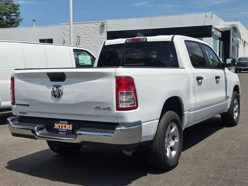Used 2024 RAM 1500 Big Horn AWD/4WD image 4