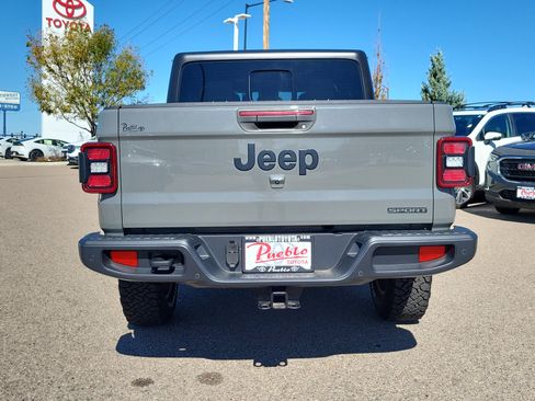 Used 2020 Jeep Gladiator Sport w/ Quick Order Package 24S image 12