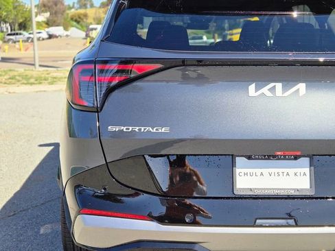 New 2026 Kia Sportage SX Prestige image 9