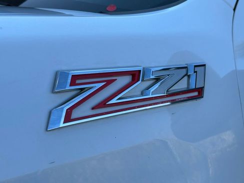 Used 2024 Chevrolet Silverado 2500 LT image 31