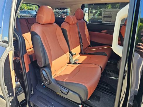New 2026 Kia Carnival SX Prestige FWD image 29