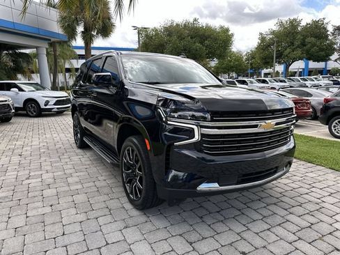 Used 2024 Chevrolet Tahoe LT RWD image 17