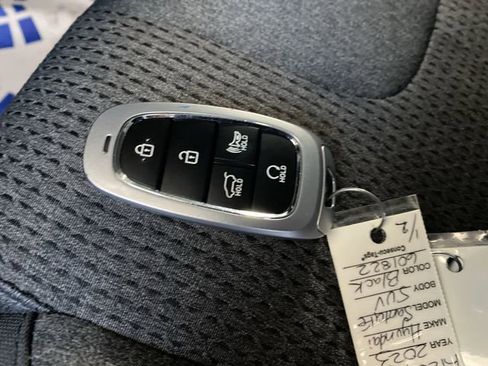 Used 2023 Hyundai Santa Fe SEL image 45
