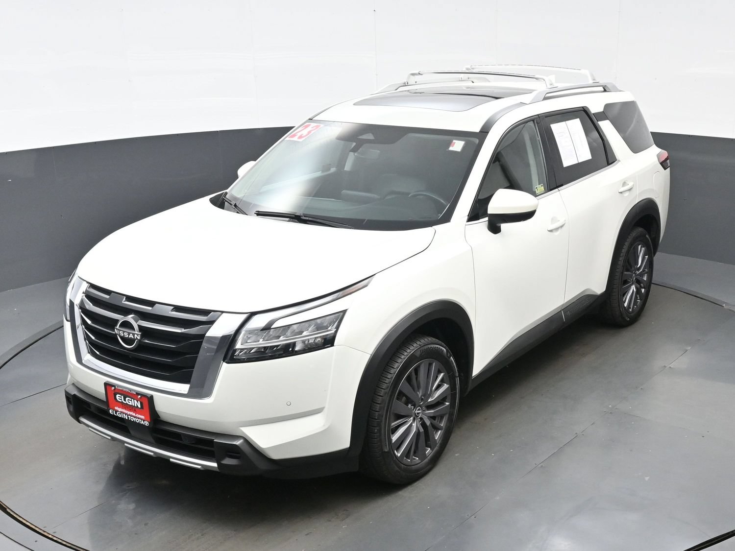 Used 2023 Nissan Pathfinder SL w/ SL Premium Package AWD/4WD image 39