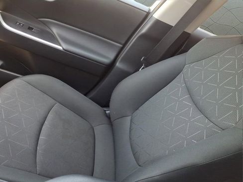 Used 2024 Toyota RAV4 XLE AWD/4WD image 27