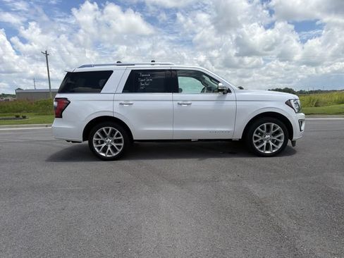 Used 2018 Ford Expedition Platinum AWD/4WD image 8