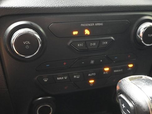 Used 2019 Ford Ranger XLT w/ Equipment Group 302A Luxury RWD image 27