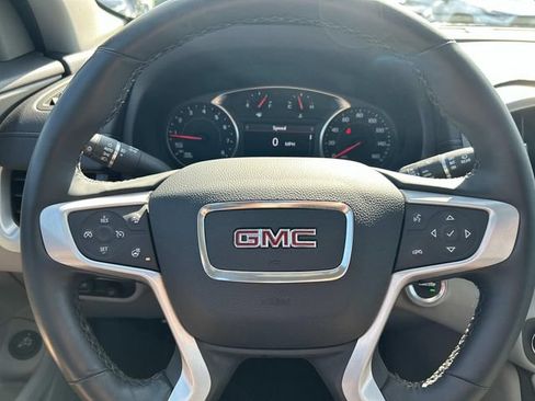 Used 2023 GMC Terrain SLT w/ Tech Package AWD/4WD image 31
