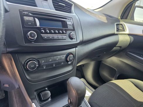 Used 2016 Nissan Sentra S FWD image 7
