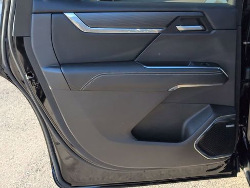 Certified 2026 GMC Acadia Elevation image 23