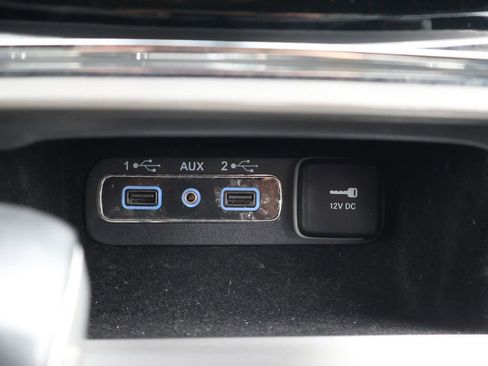 Used 2019 Jeep Grand Cherokee Altitude image 19