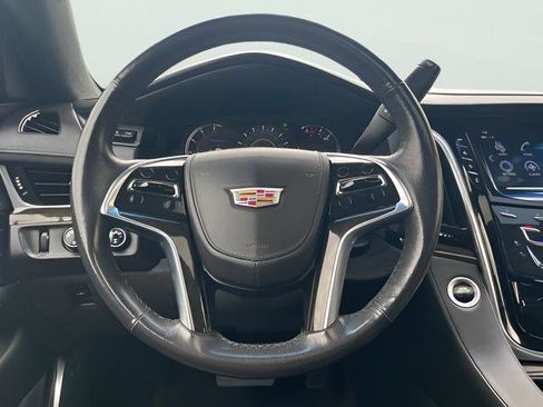 Used 2020 Cadillac Escalade ESV Platinum AWD/4WD image 19