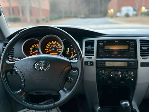 Used 2006 Toyota 4Runner Sport image 21