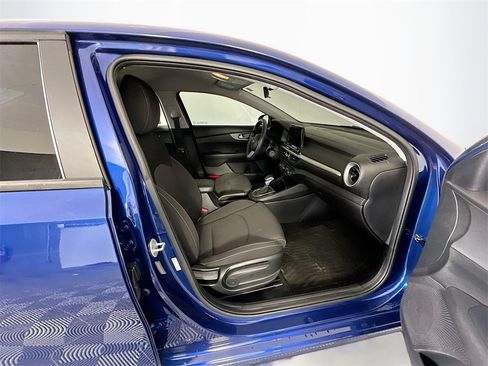 Used 2020 Kia Forte LXS image 25