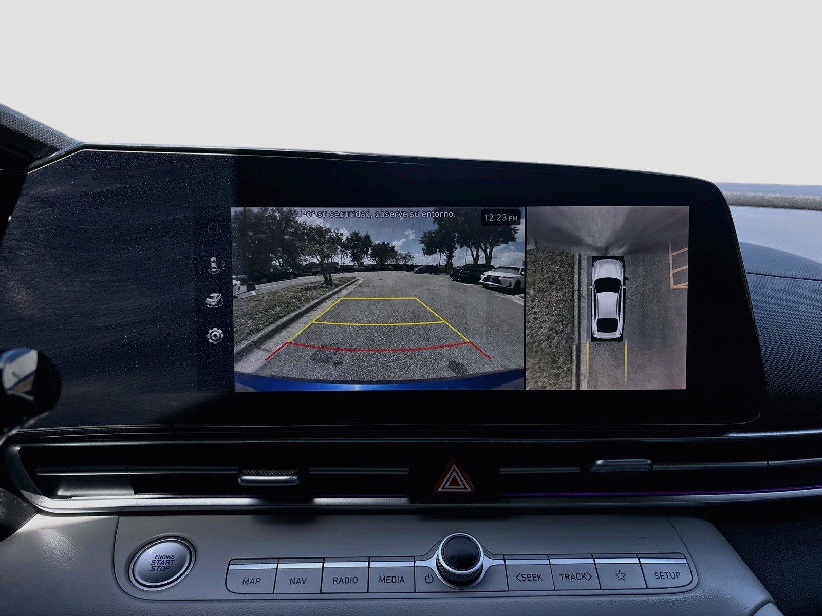 Used 2024 Hyundai Elantra Limited FWD image 10
