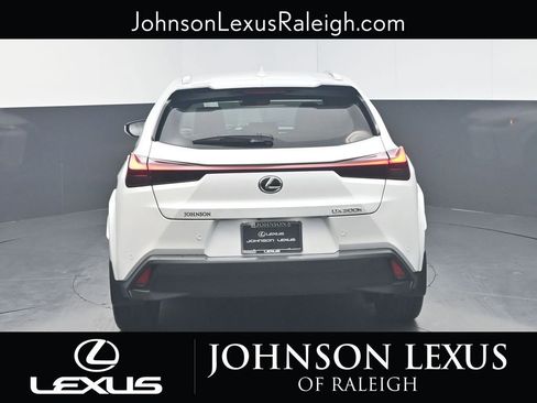 New 2025 Lexus UX 300h FWD image 8