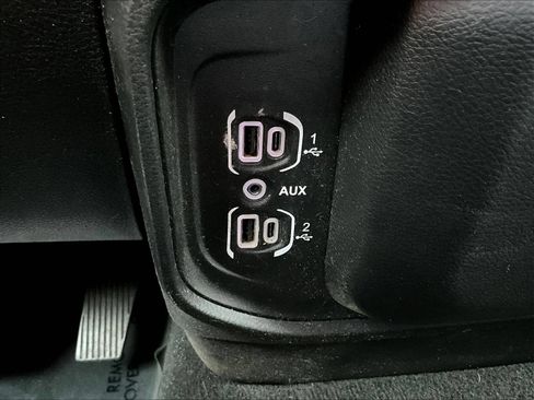 Used 2021 RAM 1500 Big Horn AWD/4WD image 19