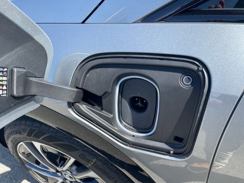 New 2026 Cadillac Optiq Sport 1 AWD/4WD image 9