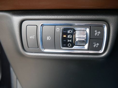 Used 2022 Lincoln Aviator Reserve w/ Equipment Group 201A image 25