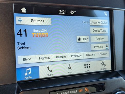 Used 2016 Ford F150 XLT w/ Equipment Group 302A Luxury image 21