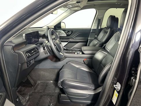 Used 2025 Lincoln Aviator Reserve w/ Equipment Group 201A image 15