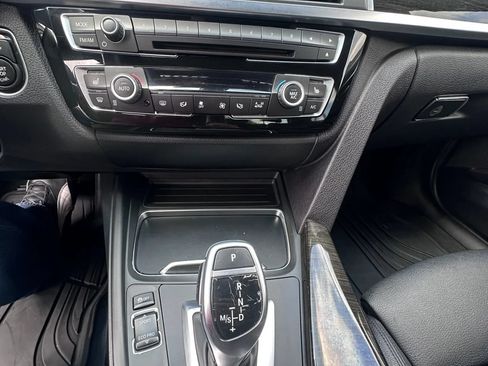 Used 2017 BMW 330i xDrive Sedan AWD/4WD image 24