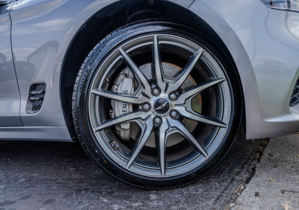 Used 2025 Genesis G70 2.5T RWD image 29