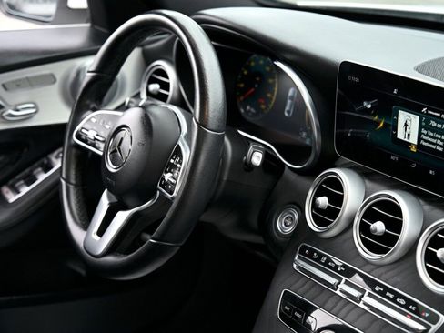 Used 2021 Mercedes-Benz C 300 Sedan image 16