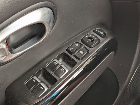 Certified 2017 Kia Soul ! w/ Tech Package image 18