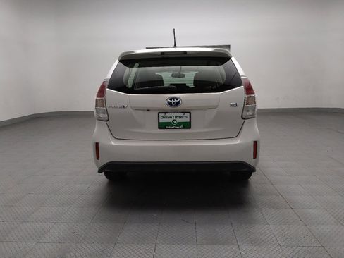 Used 2015 Toyota Prius V Four image 7
