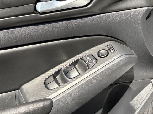 Used 2021 Nissan Altima 2.5 S FWD image 16