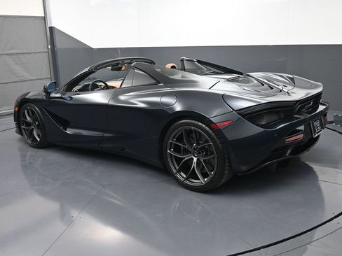 Used 2020 McLaren 720S Spider image 31