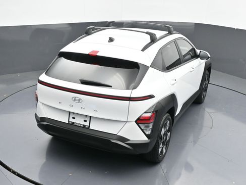 Used 2024 Hyundai Kona SEL w/ Convenience Package image 32