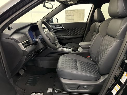 New 2026 Nissan Rogue Platinum AWD/4WD image 14