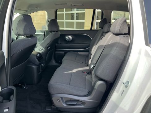 New 2026 Hyundai Ioniq 9 SE image 27