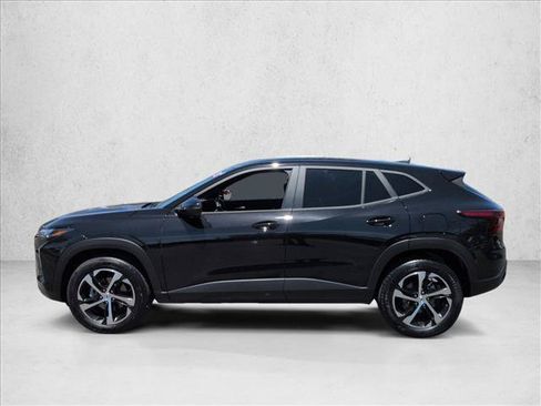 Used 2025 Chevrolet Trax RS w/ Sunroof Package FWD image 5