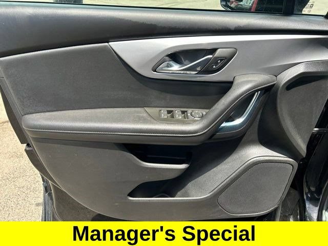 Used 2025 Chevrolet Blazer LT FWD image 10