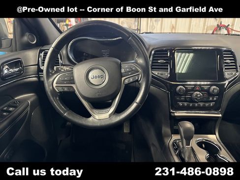 Used 2021 Jeep Grand Cherokee Limited w/ Quick Order Package 28K 80th AWD/4WD image 18