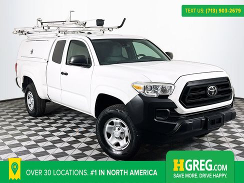 Used 2020 Toyota Tacoma SR image 1