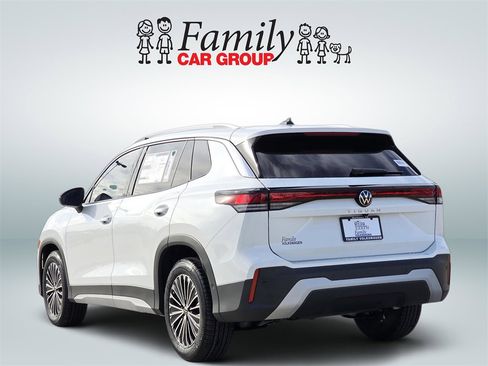 New 2026 Volkswagen Tiguan S image 3